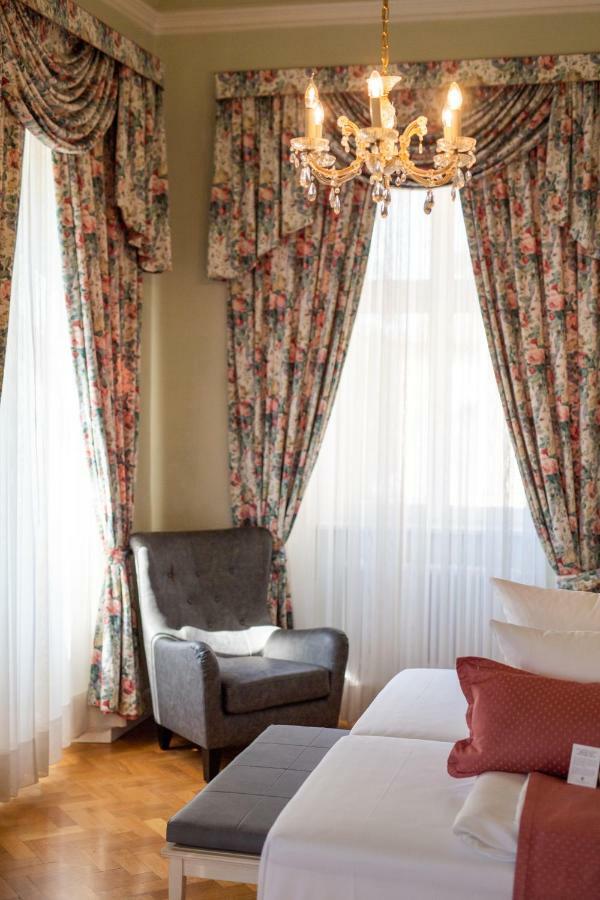 Schlosshotel Bad Neustadt Bad Neustadt an der Saale Luaran gambar